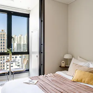 Apartment Urbanstay Seomyeon, Busan